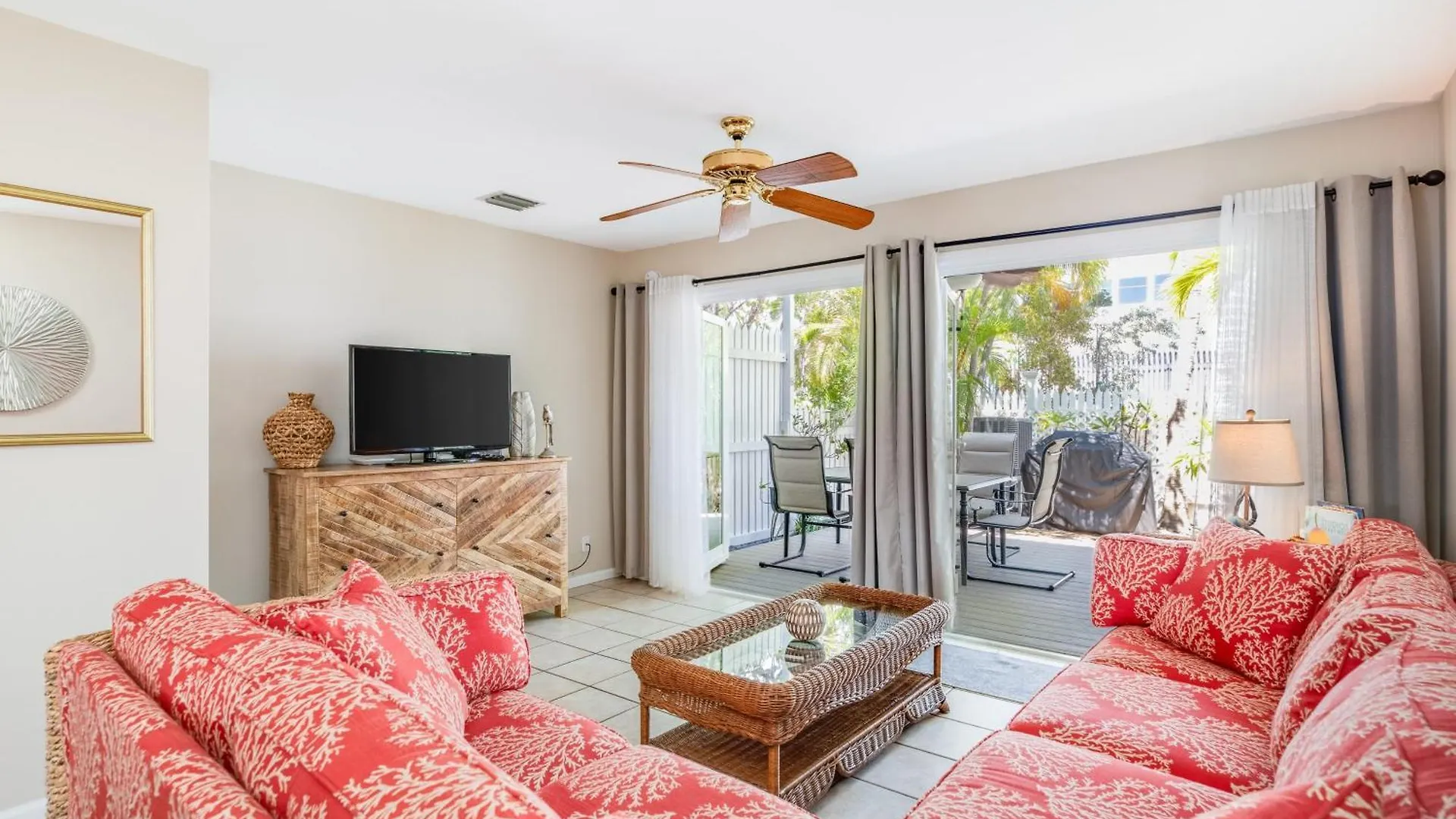 Linger Longer By Avantstay Key West Walkable Gated Community Shared Pool Week Long Stays Only United States