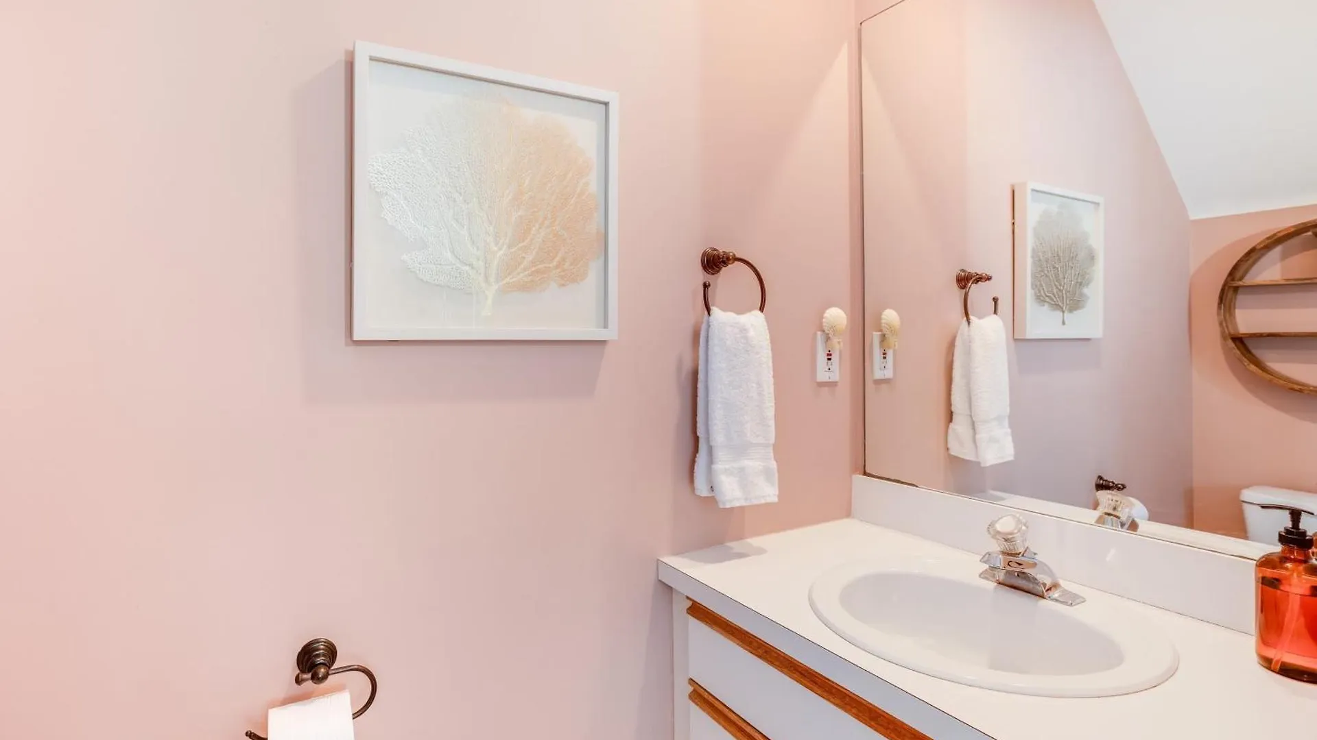 Linger Longer By Avantstay Key West Walkable Gated Community Shared Pool Week Long Stays Only United States