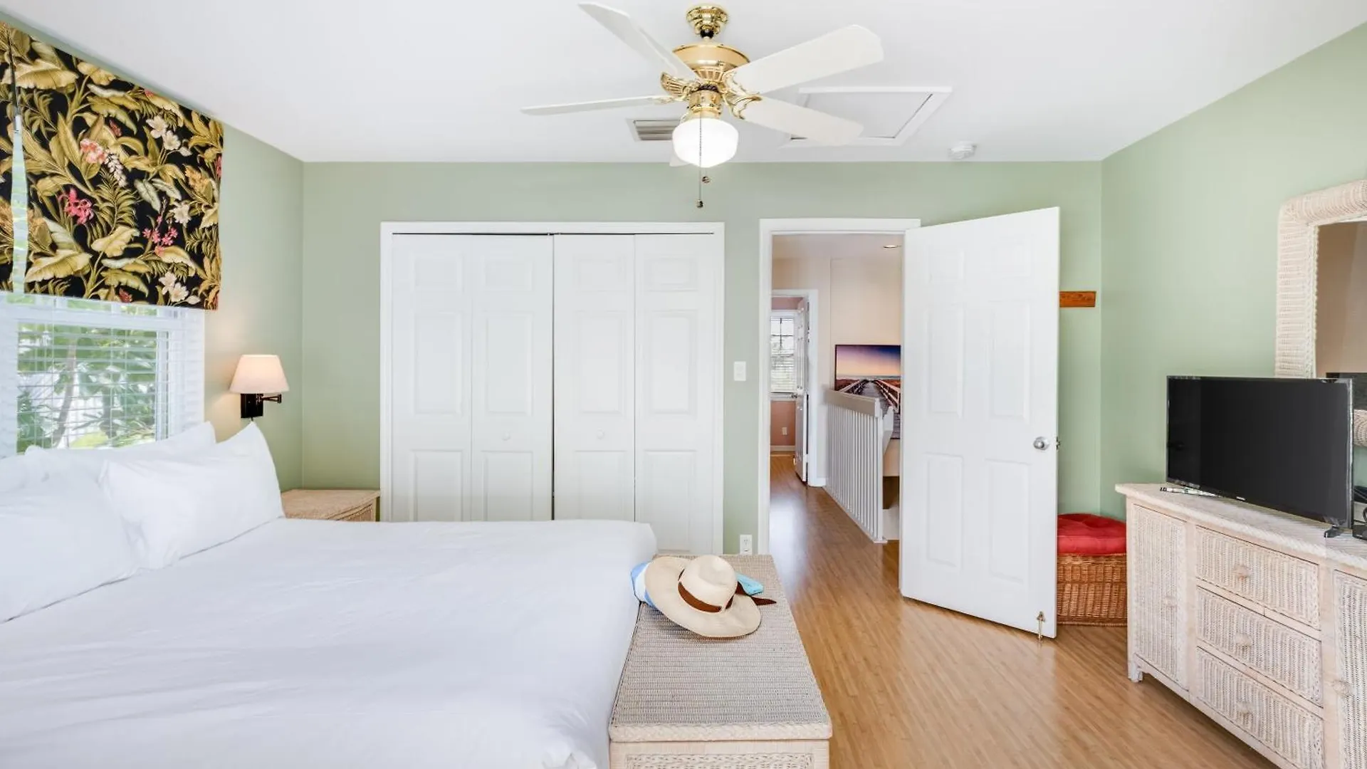 Linger Longer By Avantstay Key West Walkable Gated Community Shared Pool Week Long Stays Only Holiday home