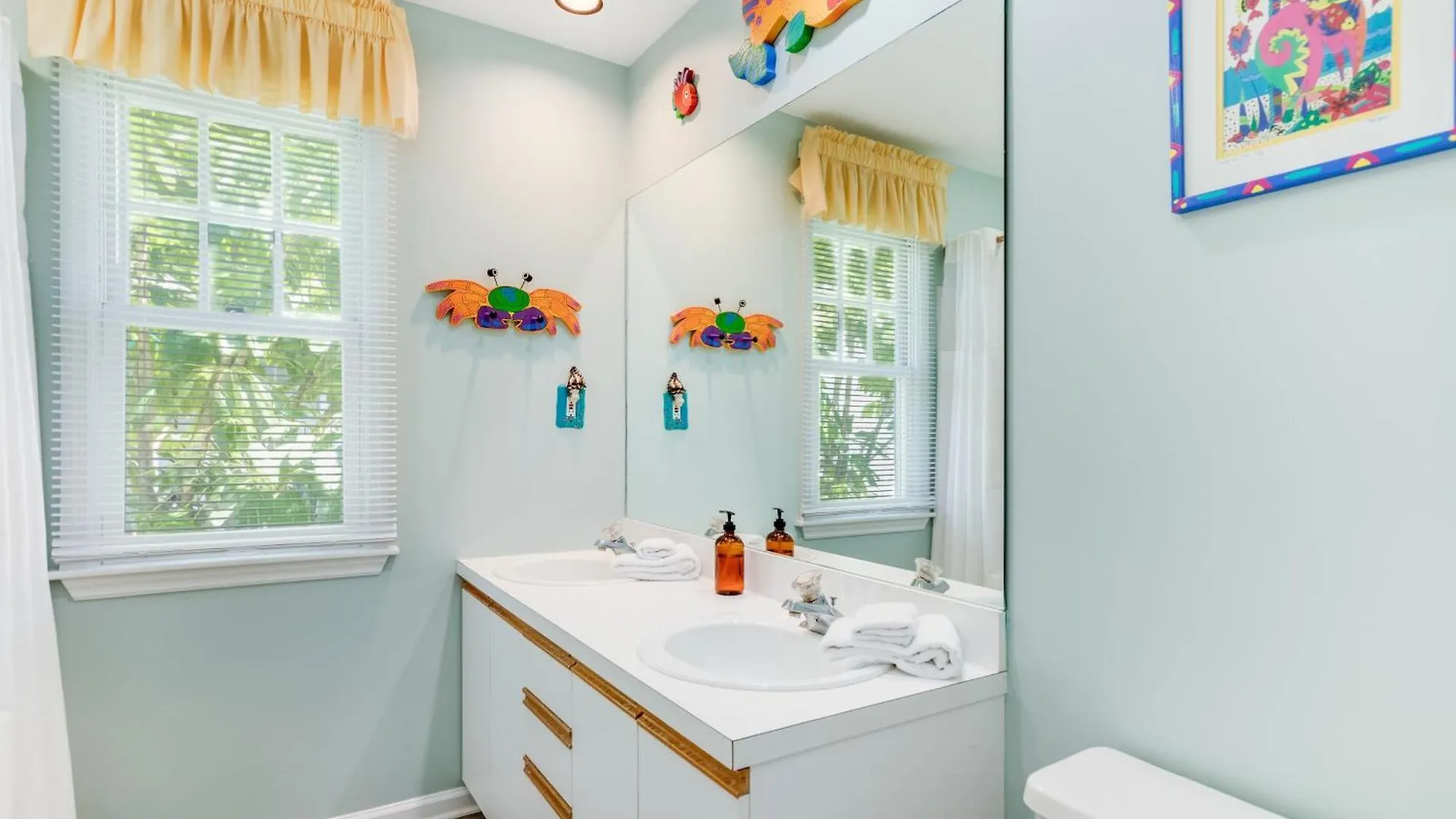 Holiday home Linger Longer By Avantstay Key West Walkable Gated Community Shared Pool Week Long Stays Only United States
