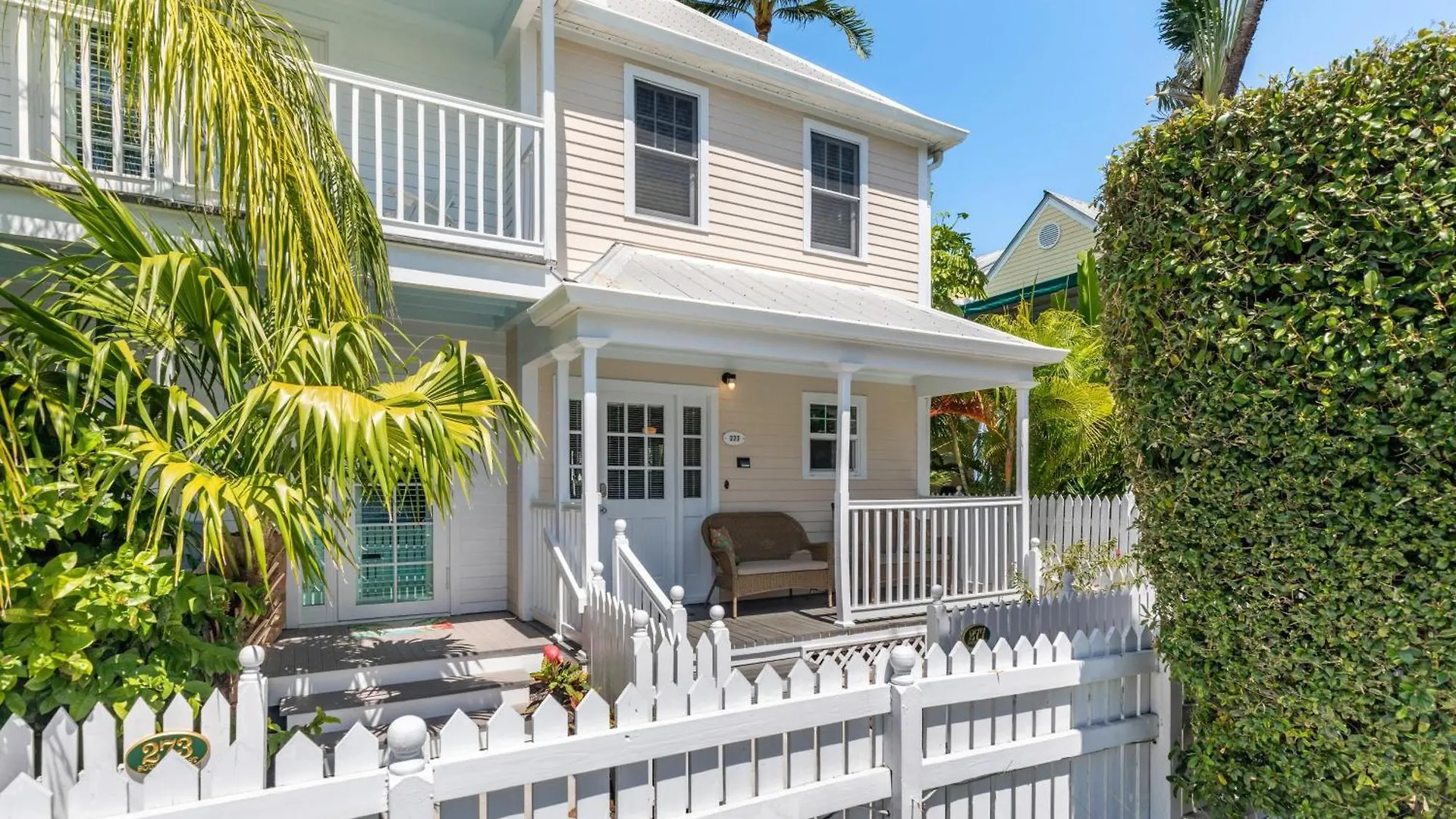 Linger Longer By Avantstay Key West Walkable Gated Community Shared Pool Week Long Stays Only location