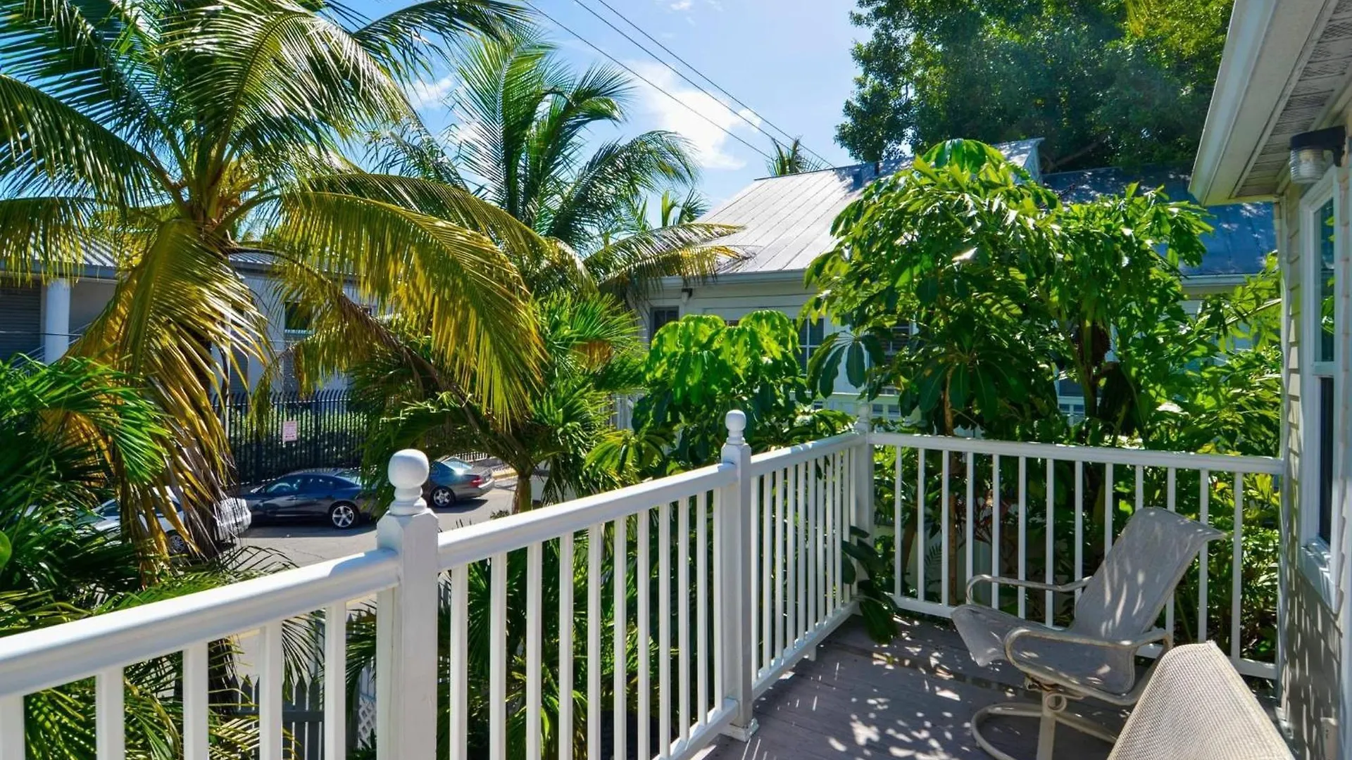 Linger Longer By Avantstay Key West Walkable Gated Community Shared Pool Week Long Stays Only
