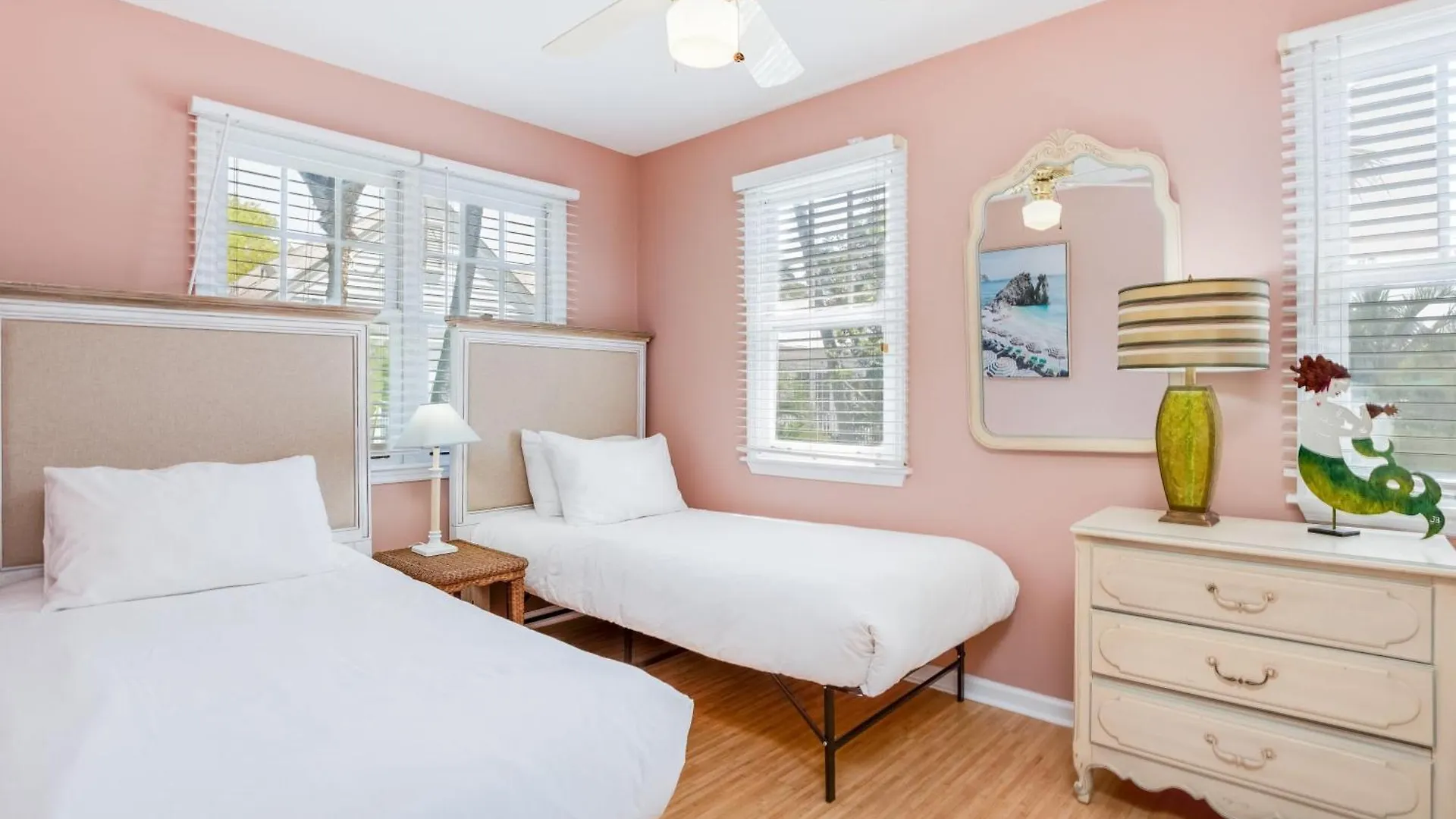 Linger Longer By Avantstay Key West Walkable Gated Community Shared Pool Week Long Stays Only 0*,  Stany Zjednoczone Ameryki