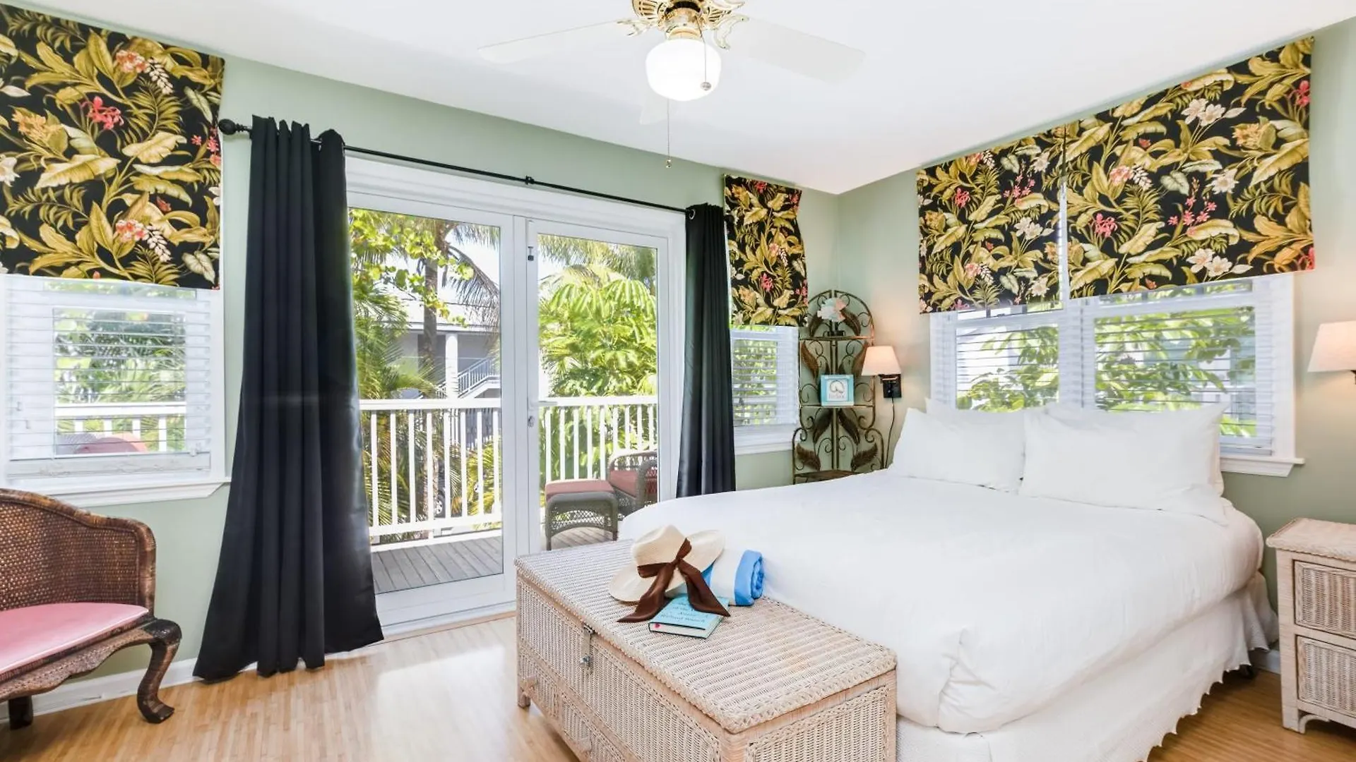 Dom wakacyjny Linger Longer By Avantstay Key West Walkable Gated Community Shared Pool Week Long Stays Only